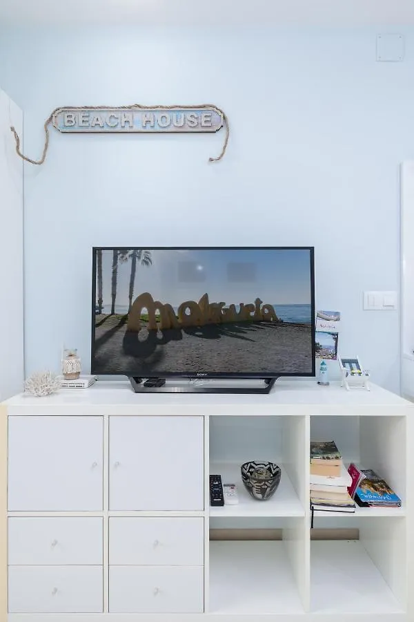 Beach House Apartment, Playa Malagueta Malaga Apartment